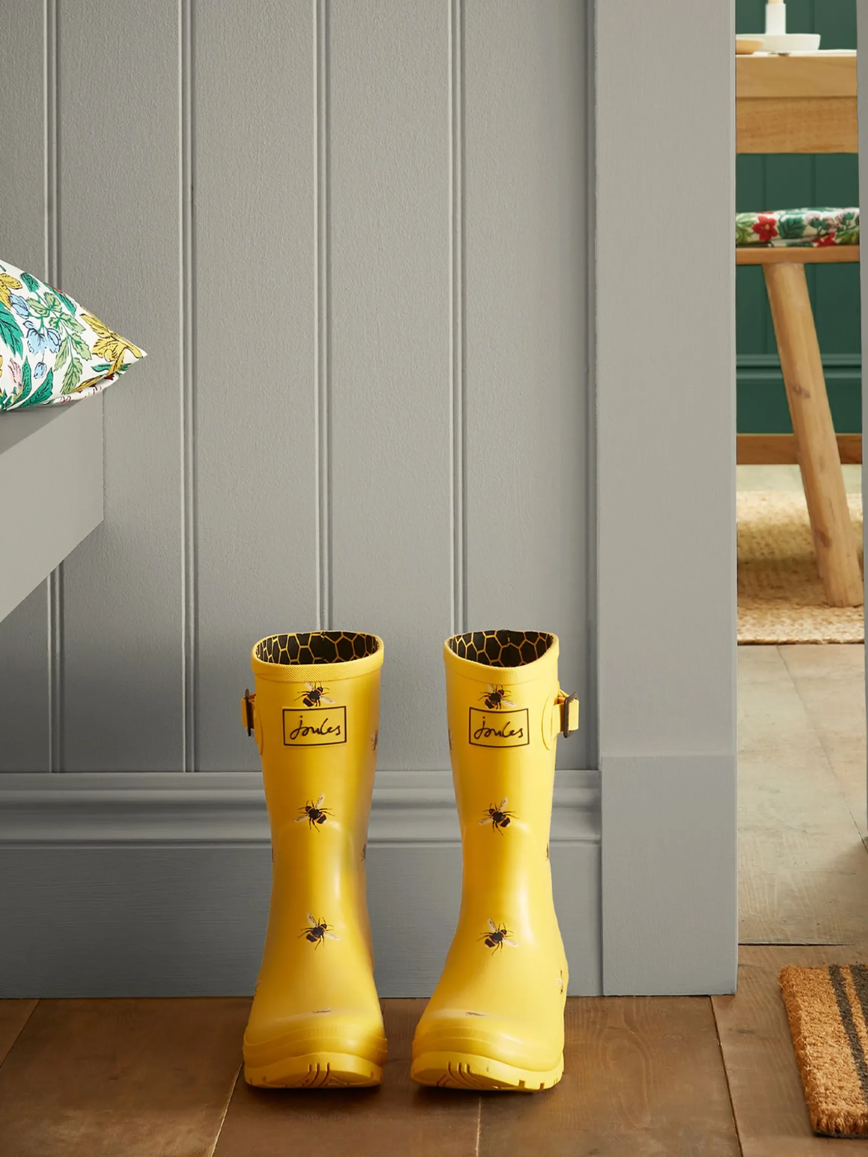 Look at the View Soft Grey Multi Surface Matt Emulsion